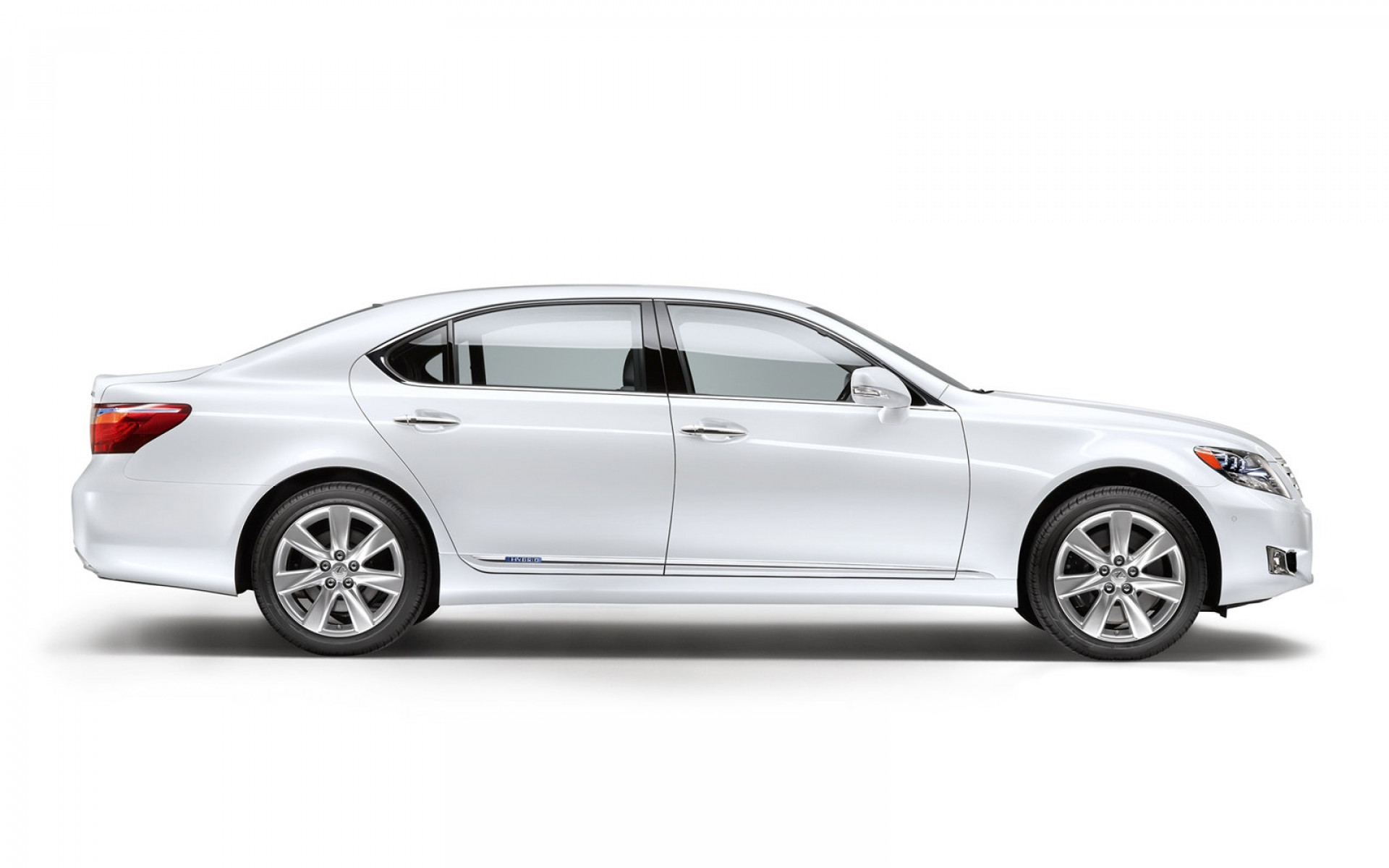 Lexus LS 600h 2010