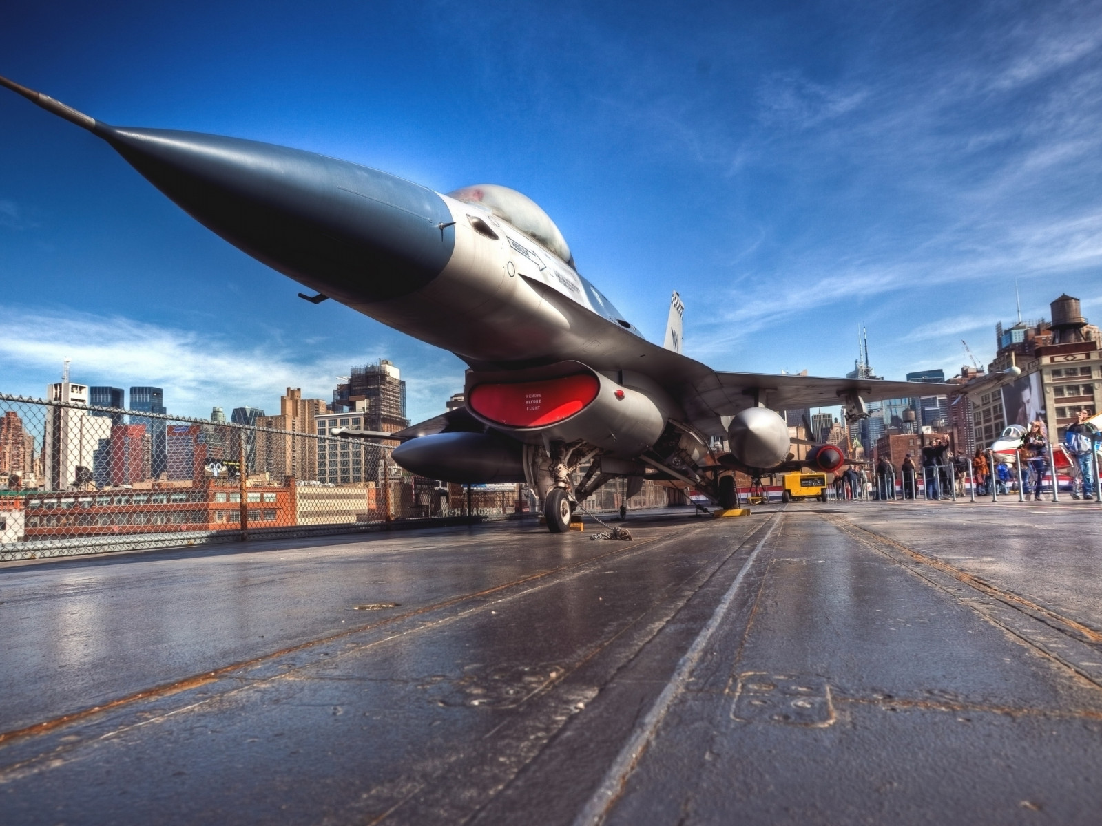 General Dynamics F-16 Fighting Falcon