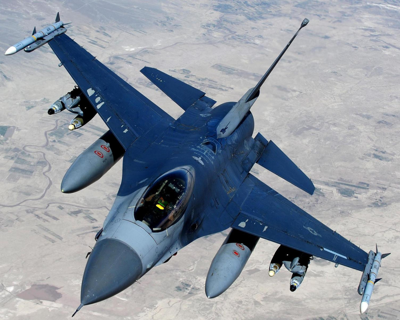 General Dynamics F-16 Fighting Falcon