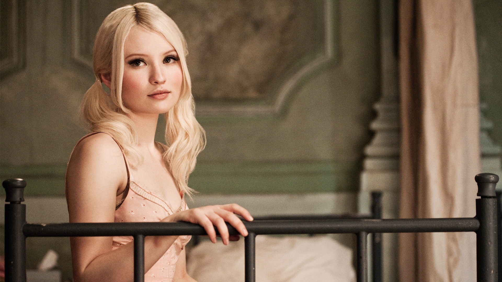 Emily Browning