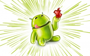 Android comiendo un apple